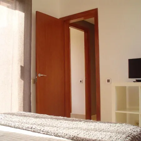 Bonmont Seaside Villa: Two-bedroom Retreat With Pool Holiday home Miami Playa