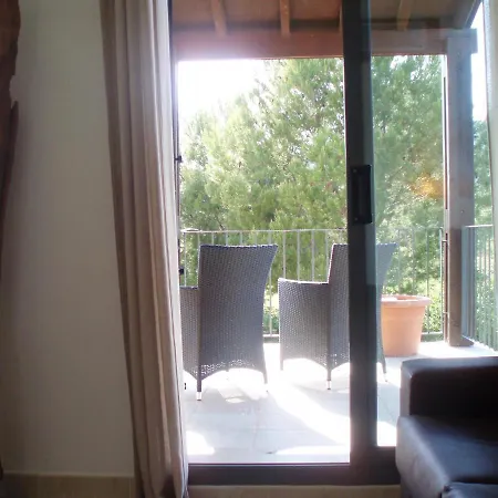 Bonmont Seaside Villa: Two-bedroom Retreat With Pool Holiday home Miami Playa