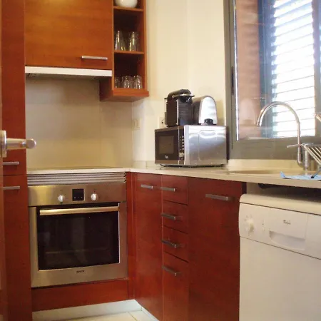 Bonmont Seaside Villa: Two-bedroom Retreat With Pool * Miami Playa