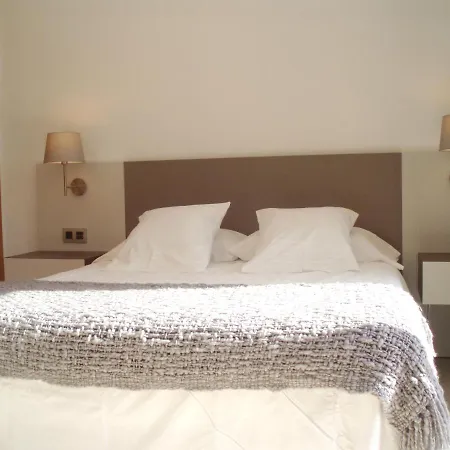 Holiday home Bonmont Seaside Villa: Two-bedroom Retreat With Pool